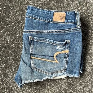 American Eagle stretch shorts. Size 4